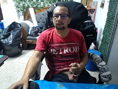 Snapshot of alexam_gal@xh chatting on March 12, 9:13 pm alexam galxh online show from March 12, 9:13 pm