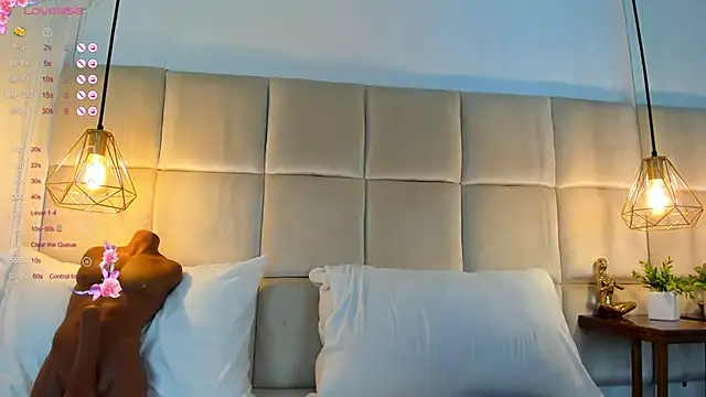 AnaisClark online show from February 27, 11:20 am