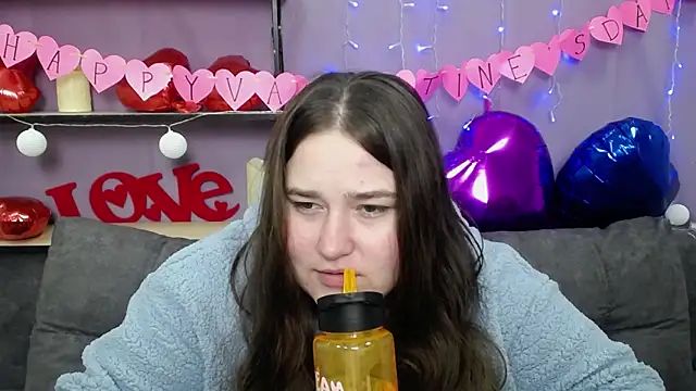 XX Daniella XX online show from February 19, 7:05 pm