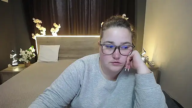 XX Daniella XX online show from April 23, 6:25 am