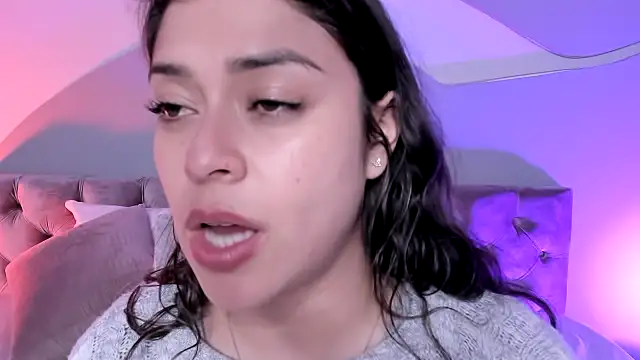 Snapshot of Nicolle_W chatting on March 14, 11:56 am Nicolle W online show from March 14, 11:56 am