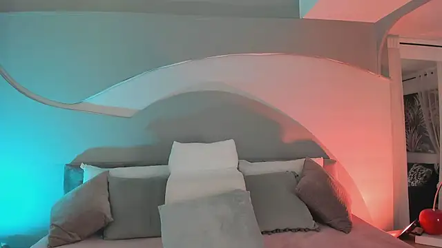 Snapshot of Nicolle_W chatting on September 18, 11:56 am Nicolle W online show from September 18, 11:56 am