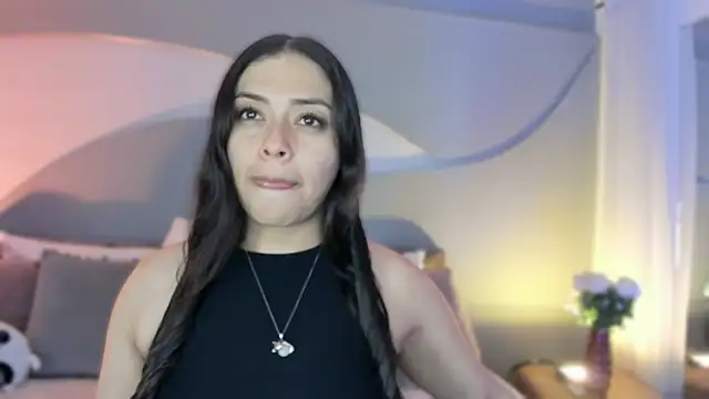 Snapshot of Nicolle_W chatting on October 15, 11:54 am Nicolle W online show from October 15, 11:54 am