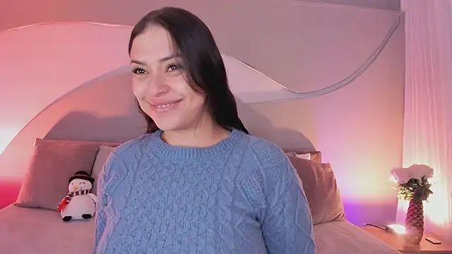 Snapshot of Nicolle_W chatting on December 5, 11:52 am Nicolle W online show from December 5, 11:52 am