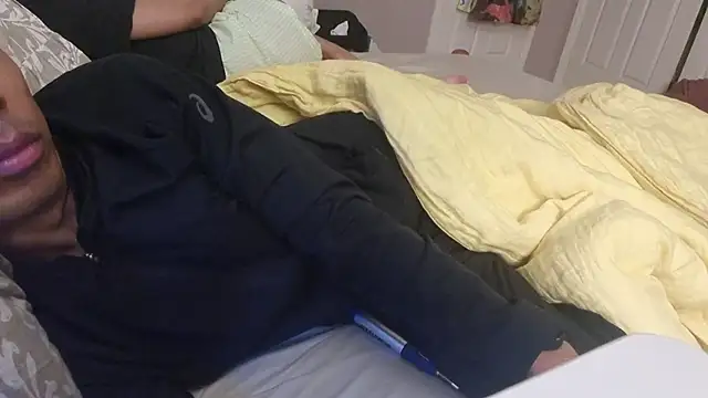 AmateurGuy23 online show from November 24, 5:12 pm