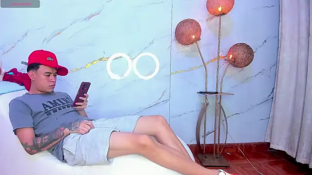 SecretsParty online show from November 3, 7:37 pm