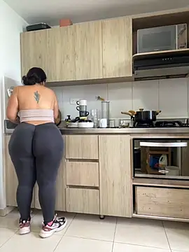 Snapshot of susy_angel chatting on December 13, 8:36 pm susy angel online show from December 13, 8:36 pm