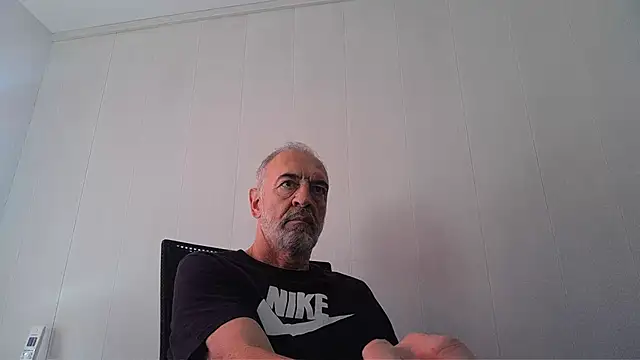 Snapshot of Herba_Mare chatting on January 14, 12:03 pm Herba Mare online show from January 14, 12:03 pm