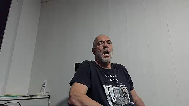 Snapshot of Herba_Mare chatting on October 3, 7:44 pm Herba Mare online show from October 3, 7:44 pm