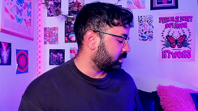 johnnyalx online show from April 11, 8:02 pm