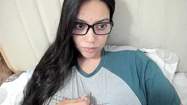 roniewester online show from November 7, 5:18 am