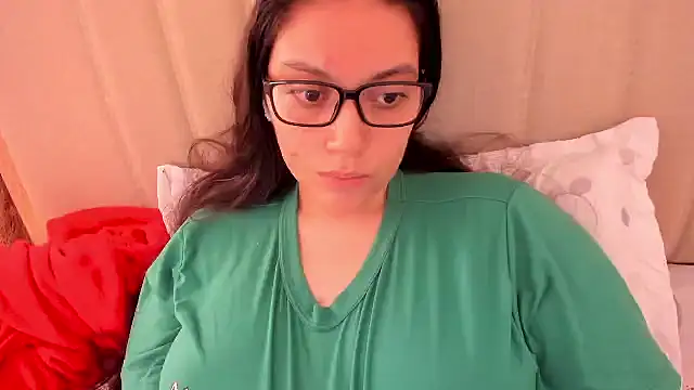 roniewester online show from April 21, 3:28 pm