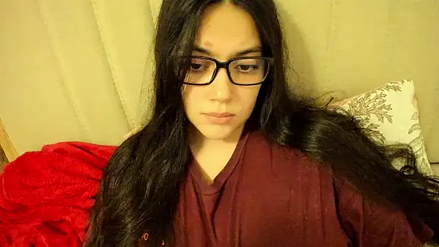 roniewester online show from June 17, 12:02 am