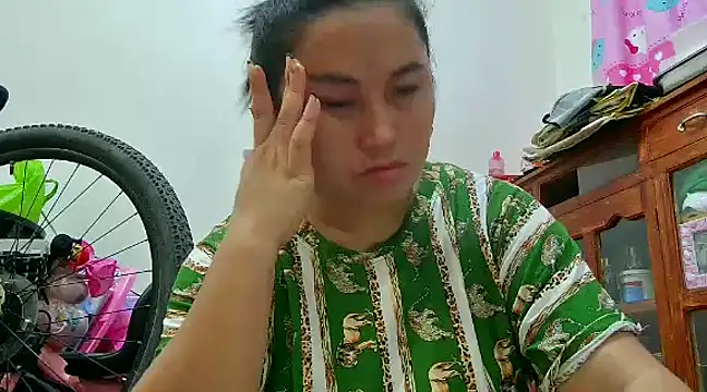 LalaiAsian online show from December 22, 5:21 pm