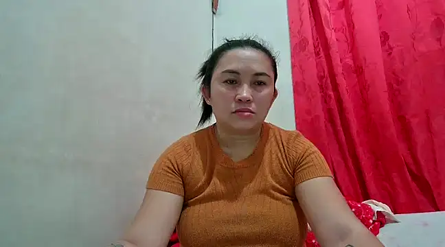 LalaiAsian online show from February 19, 2:01 am