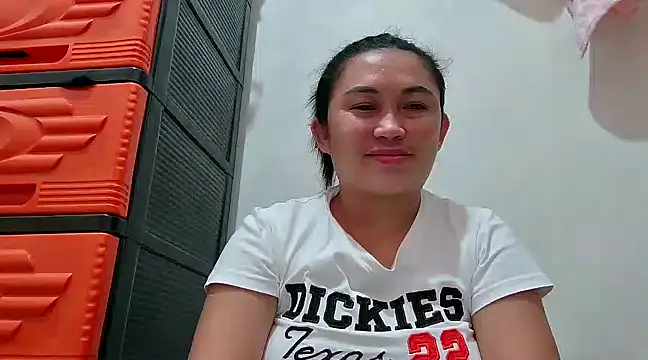 LalaiAsian online show from March 2, 7:02 pm