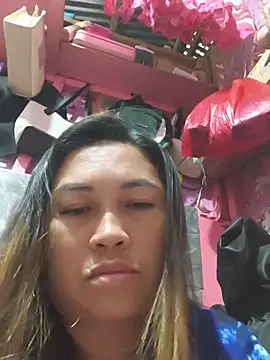 LalaiAsian online show from July 14, 3:18 pm
