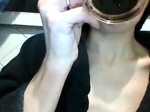 Snapshot of SunnyAmorre chatting on December 30, 10:23 pm SunnyAmorre online show from December 30, 10:23 pm