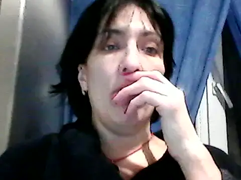Snapshot of SunnyAmorre chatting on February 10, 9:47 pm SunnyAmorre online show from February 10, 9:47 pm