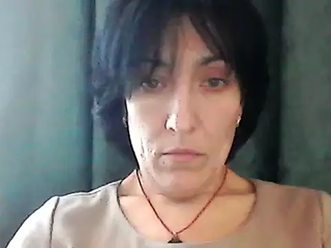 Snapshot of SunnyAmorre chatting on February 13, 8:59 am SunnyAmorre online show from February 13, 8:59 am