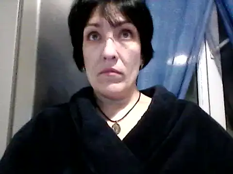 Snapshot of SunnyAmorre chatting on March 6, 11:42 pm SunnyAmorre online show from March 6, 11:42 pm