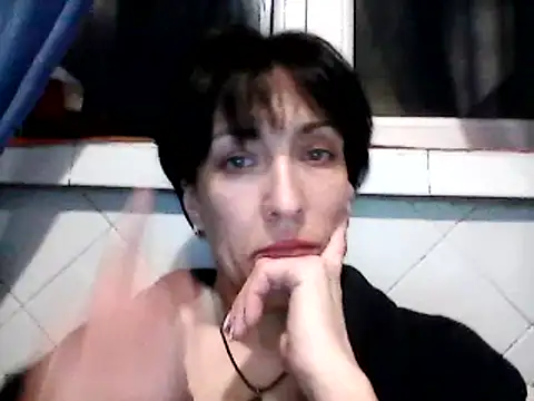 Snapshot of SunnyAmorre chatting on March 10, 10:02 pm SunnyAmorre online show from March 10, 10:02 pm