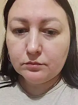 Rini333 online show from February 12, 5:05 pm