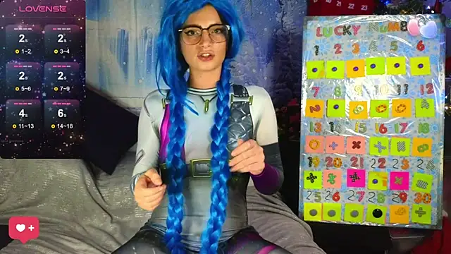 Snapshot of KittyMia chatting on December 9, 7:50 pm KittyMia online show from December 9, 7:50 pm