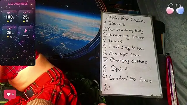 Snapshot of KittyMia chatting on October 3, 7:33 pm KittyMia online show from October 3, 7:33 pm