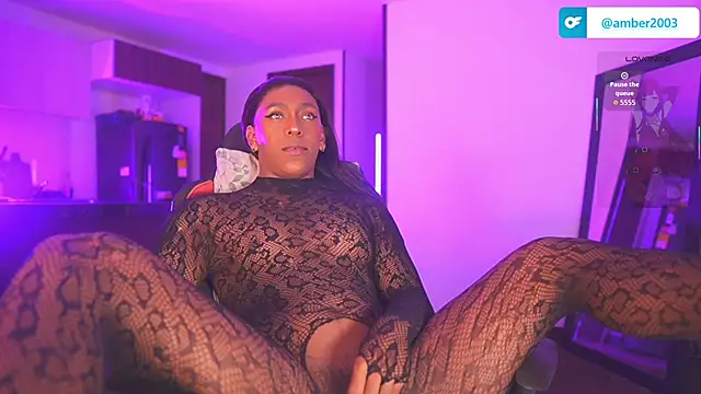 AmberRaus online show from April 20, 11:35 am