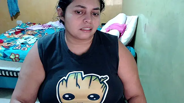 yulieth bbw online show from December 3, 2:08 am