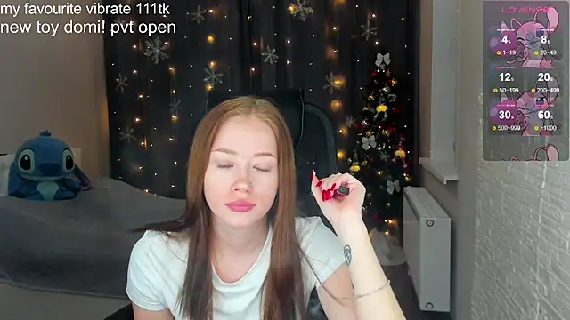 Hot Mia  online show from December 8, 12:19 pm