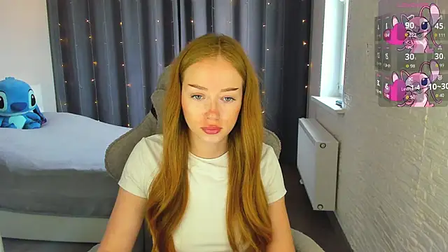 Snapshot of Hot_Mia_ chatting on June 14, 2:41 pm Hot Mia online show from June 14, 2:41 pm