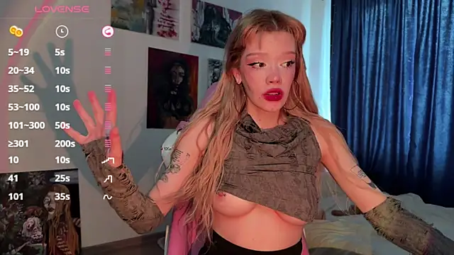 boobsybootie online show from March 12, 11:42 am