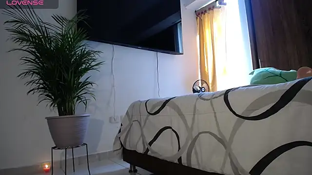 maggie kay online show from January 17, 5:51 pm