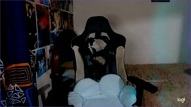 Snapshot of JINX_26 chatting on December 29, 8:33 am JINX 26 online show from December 29, 8:33 am