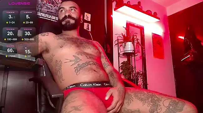 Snapshot of damian__darkside chatting on December 24, 9:33 pm damian  darkside online show from December 24, 9:33 pm