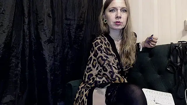 Snapshot of alexandra_zaryanova chatting on October 23, 7:01 pm alexandra zaryanova online show from October 23, 7:01 pm