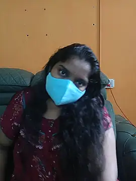 Snapshot of lovely-latha chatting on July 1, 4:47 am lovely-latha online show from July 1, 4:47 am