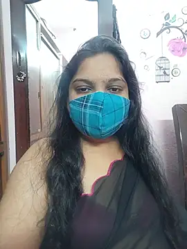 Snapshot of lovely-latha chatting on July 21, 11:56 am lovely-latha online show from July 21, 11:56 am