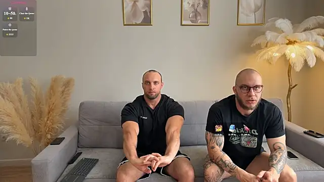 Snapshot of michaelbradleu chatting on August 5, 10:07 am michaelbradleu online show from August 5, 10:07 am