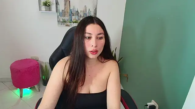 bella 99  online show from September 20, 1:12 pm