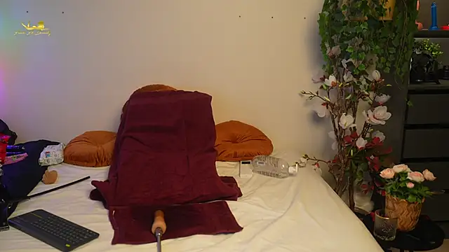 lacie le beauty online show from February 27, 7:58 pm