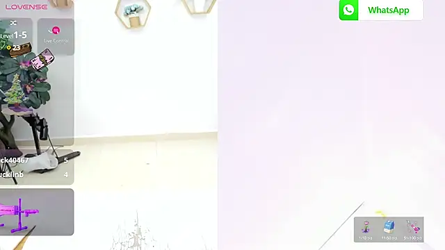 Snapshot of naty_girl_ chatting on January 24, 6:57 am naty girl  online show from January 24, 6:57 am