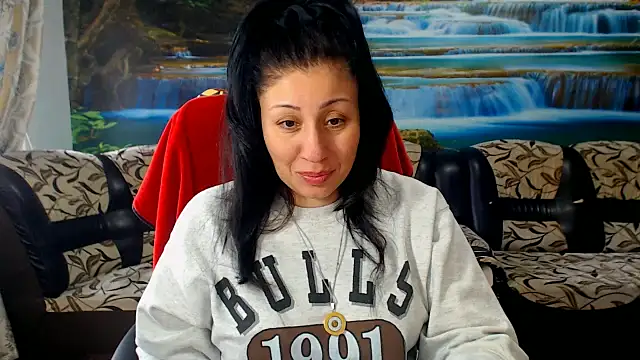 MoistMady online show from February 23, 12:35 pm