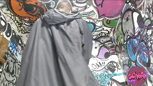 Justin Frank online show from February 23, 12:30 am