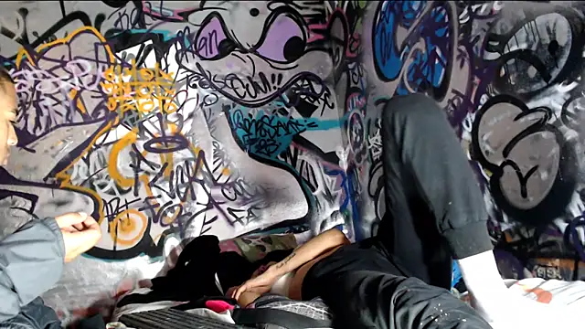 Justin Frank online show from March 6, 9:20 pm