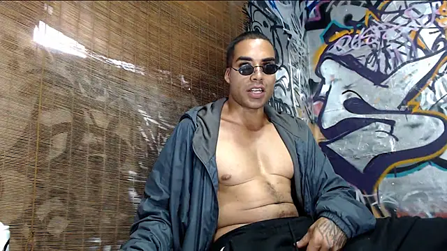 Justin Frank online show from March 10, 7:40 pm