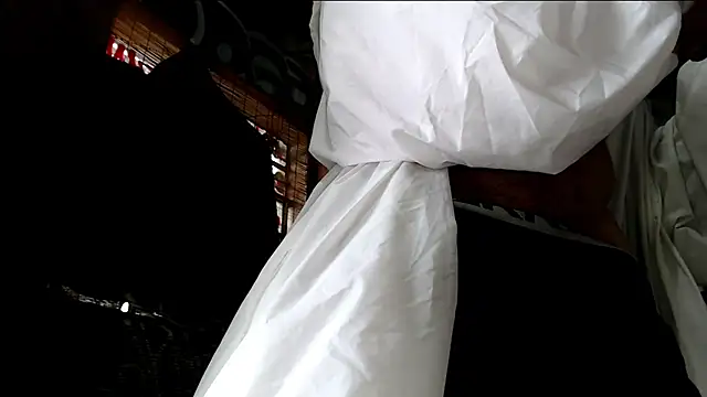 Justin Frank online show from September 8, 5:45 pm