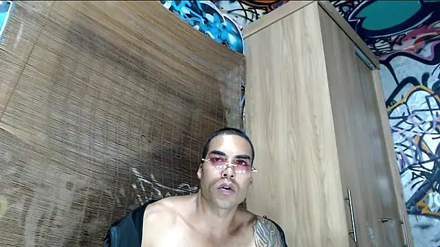 Justin Frank online show from October 14, 12:00 am